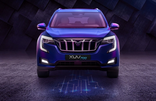 Mahindra XUV700 SUV Mahindra XUV700