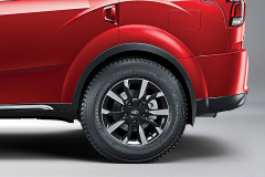 Mahindra XUV500