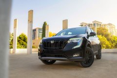 Mahindra XUV700 Black Edition